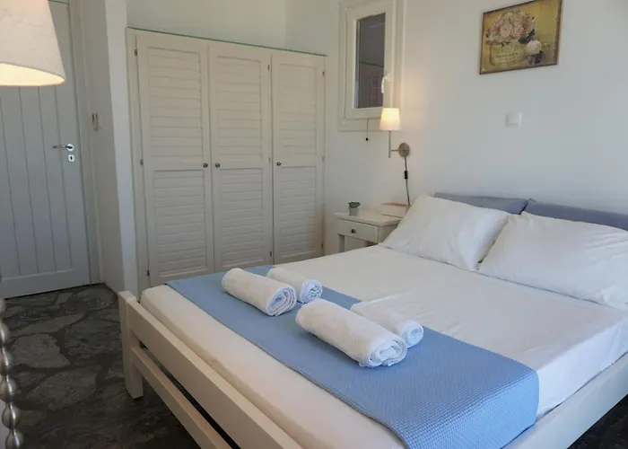 Playera F Sea View דירה